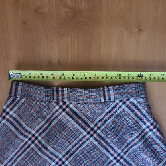 Vintage 70s Plaid Wool Blend Academia A-line Skirt - Picture 6 of 8